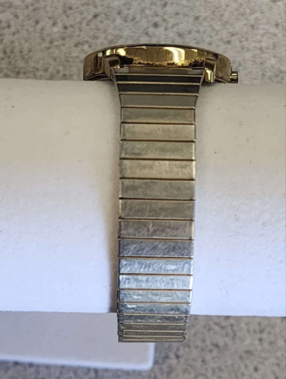 Vintage Timex Indiglo Easy Reader Watch Gold Tone Date Stretch Expansion Band
